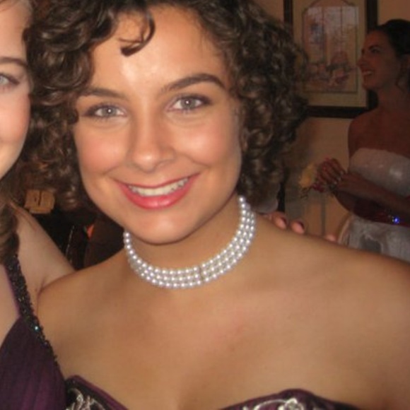 Gothic 3-Tier Simulated Pearl Choker - Picture 4 of 4